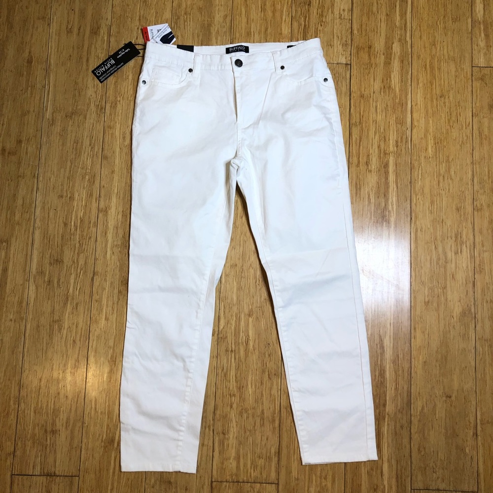 David Bitton buffalo white pants ankle grazer